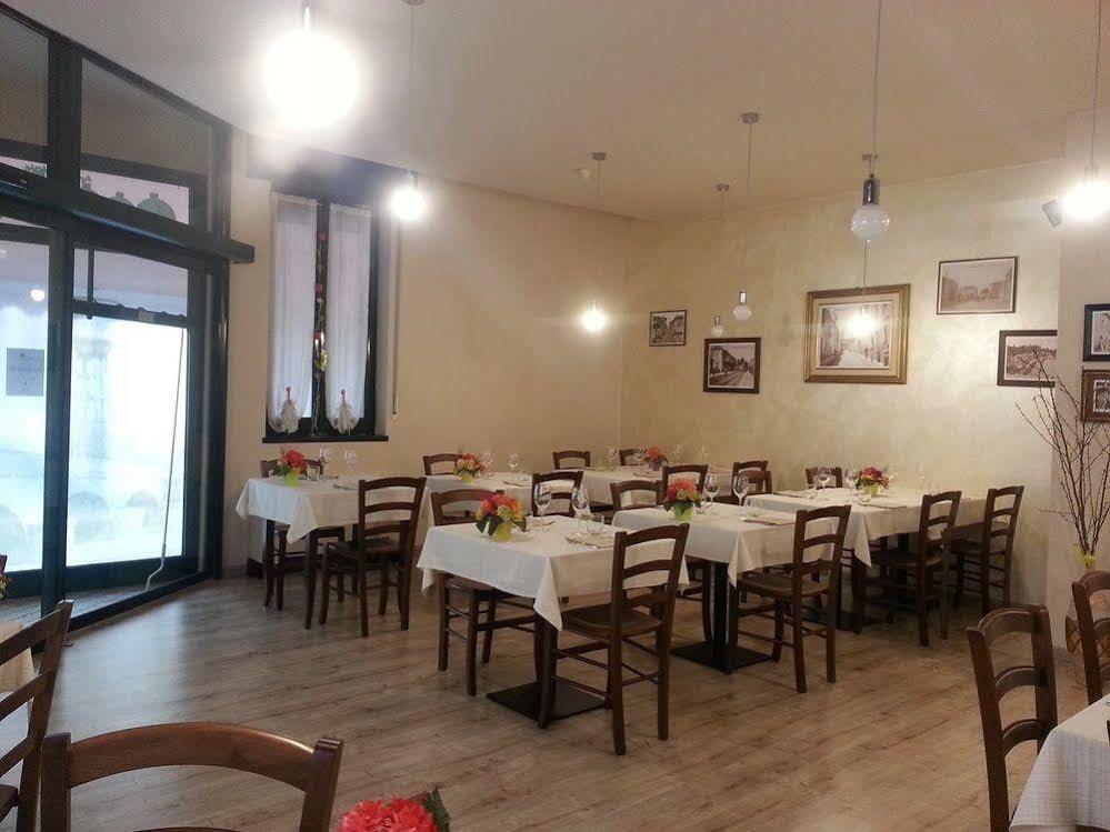 Locanda San Fiorenzo ฟิโอเร็นซัวลา ดาร์ดา ภายนอก รูปภาพ